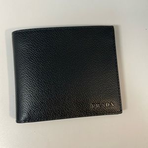 Prada men’s wallet- NEVER USED
